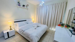 Newly furnished cozy ONE bed room Apartment 2 bathroom city view